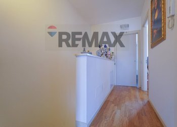 Corridoio - Villa a Schiera Via Moroni
 
38, Ponte San Pietro - foto 24