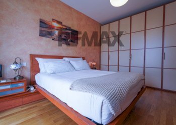 Camera matrimoniale - Villa a Schiera Via Moroni
 
38, Ponte San Pietro - foto 29