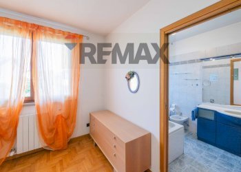 Camera / camera da letto - Three-room apartment via dei platani
 
4, Treviolo - photo 22