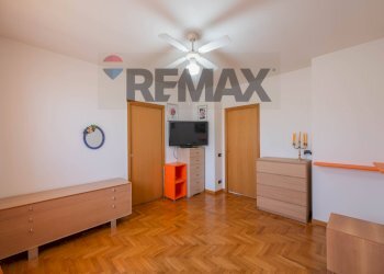 Camera / camera da letto - Three-room apartment via dei platani
 
4, Treviolo - photo 30