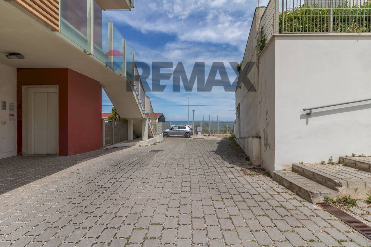 Edificio all\'aperto - Three-room apartment Via Colle Ameno
 
2/E, Ancona - photo 3
