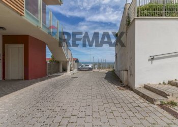 Edificio all\'aperto - Three-room apartment Via Colle Ameno
 
2/E, Ancona - photo 3