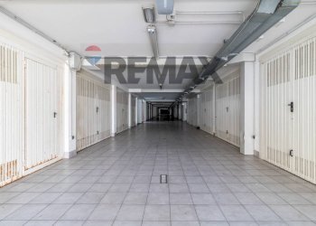 Parcheggio - Three-room apartment Via Colle Ameno
 
2/E, Ancona - photo 36