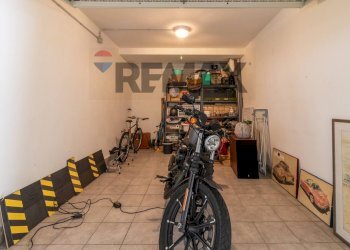 Parcheggio - Three-room apartment Via Colle Ameno
 
2/E, Ancona - photo 38