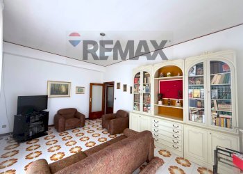 Soggiorno - Appartamento Via Gorizia
 
43, Foggia - foto 1