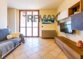 Soggiorno - Four-room apartment Via Pietro Nenni
 
53, Fidenza - photo 9
