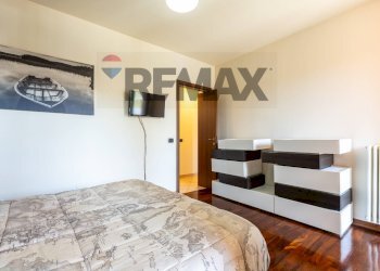 Camera / camera da letto - Four-room apartment Via Pietro Nenni
 
53, Fidenza - photo 38