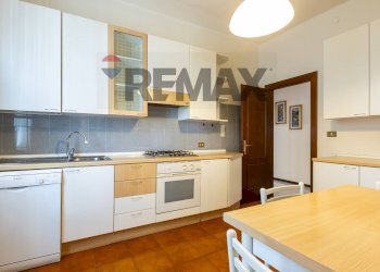Cucina - Appartamento Viale Giacomo Matteotti
 
70, Salsomaggiore Terme - foto 8