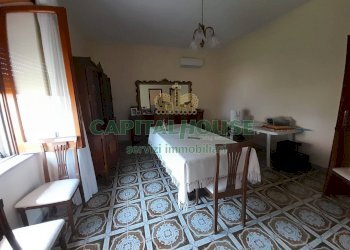 Foto 2 - Four-room apartment Via Domenico Cosmi, Caserta - photo 2