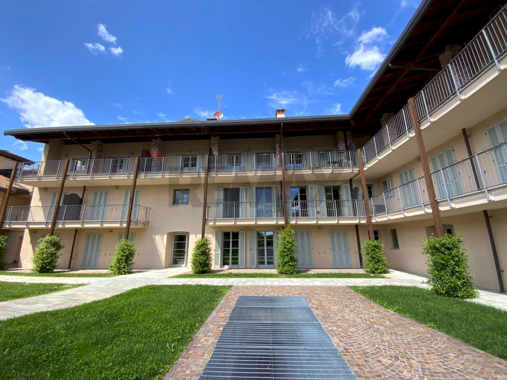 Facciata da Piazzetta - Two-room apartment Via Sant'Isidoro
 
1, Bogogno - photo 1
