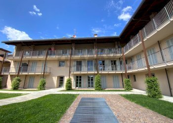 Facciata da Piazzetta - Two-room apartment Via Sant'Isidoro
 
1, Bogogno - photo 1