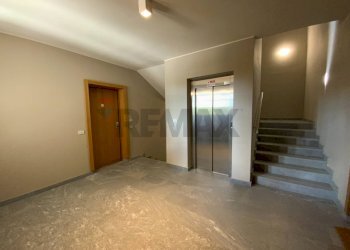 Ingresso da esterno - Two-room apartment Via Sant'Isidoro
 
1, Bogogno - photo 2