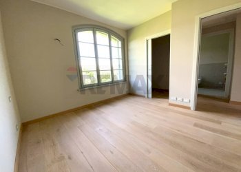 Camera - Two-room apartment Via Sant'Isidoro
 
1, Bogogno - photo 11