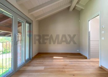 Camera piano primo - Semi-detached Villa Via Sant'Isidoro
 
1, Bogogno - photo 11