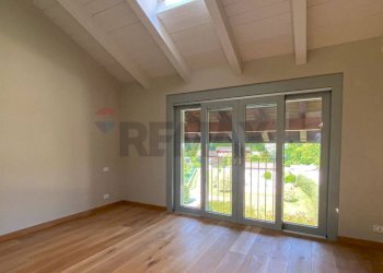 Camera piano primo - Semi-detached Villa Via Sant'Isidoro
 
1, Bogogno - photo 12