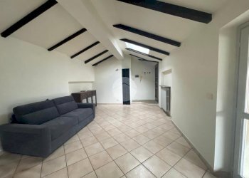 Two-room apartment Via Dell'Ospedale, Cherasco - photo 12