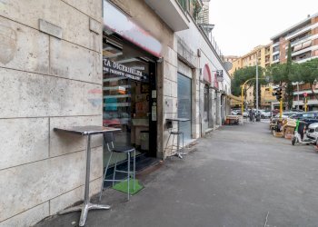 Edificio all\'aperto - Locale Commerciale Piazza Cesare Cantu'
5, Roma - foto 3