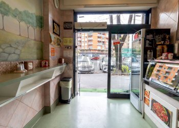 Ricezione / Lobby - Locale Commerciale Piazza Cesare Cantu'
5, Roma - foto 4