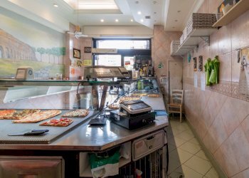 Cucina - Locale Commerciale Piazza Cesare Cantu'
5, Roma - foto 10