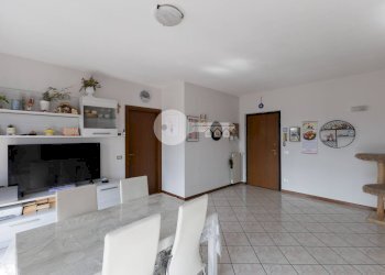 Foto 3 - Three-room apartment Via Porzano
 
15, Manerbio - photo 3