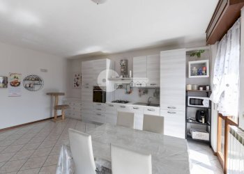 Foto 5 - Three-room apartment Via Porzano
 
15, Manerbio - photo 5