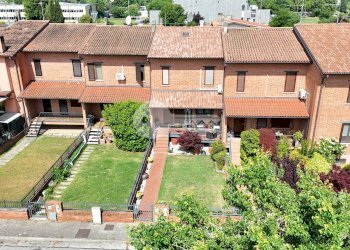 Foto 15 - Terraced Villa Via Terracini
 
6, Manerbio - photo 15