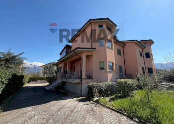 Casa all\'aperto - Villa VIA CAVATE
32, Pettorano sul Gizio - foto 1