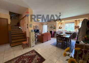 Sala da pranzo - Villa VIA CAVATE
32, Pettorano sul Gizio - foto 12