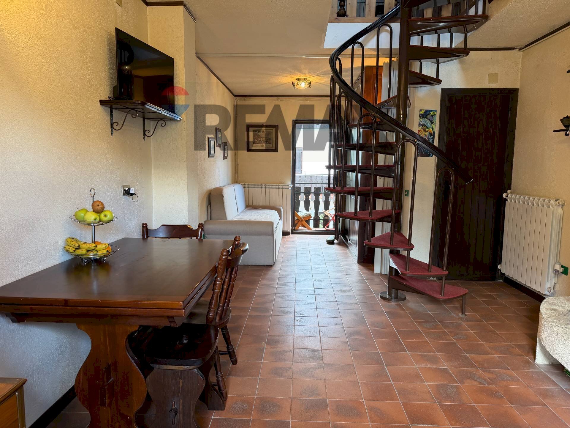 Sala da pranzo - Trilocale Campo di Giove - foto 2