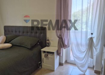 Camera / camera da letto - Three-room apartment via san giacomo
 
59, Como - photo 17