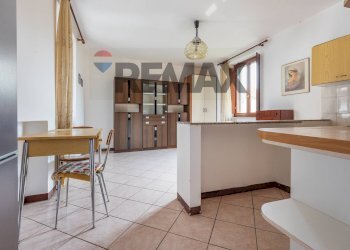 Cucina - One-room apartment Via Pascoli
18, Gallarate - photo 4