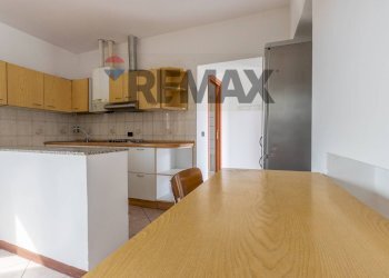 Cucina - One-room apartment Via Pascoli
18, Gallarate - photo 8