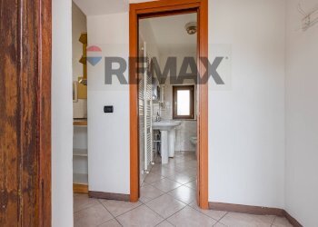 Hall / corridoio - One-room apartment Via Pascoli
18, Gallarate - photo 18