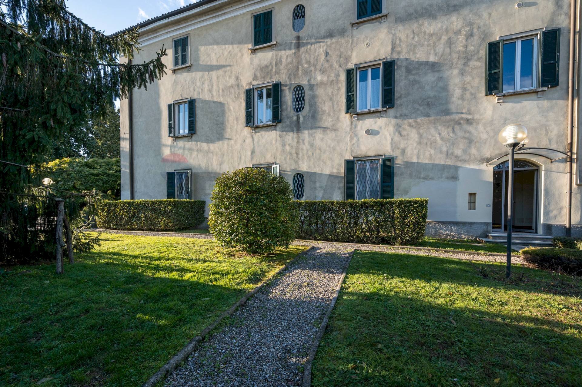 Edificio all\'aperto - One-room apartment Via Cavour
9, Binago - photo 3