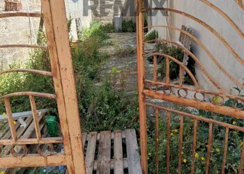 Giardino - Commercial Premises VIA ELIO VITTORINI
 
3, Comiso - photo 6