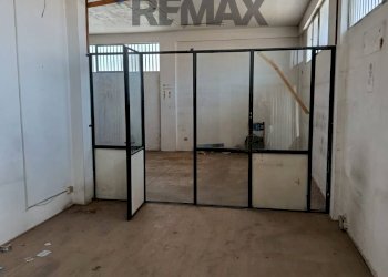 Parcheggio - Commercial Premises VIA ELIO VITTORINI
 
3, Comiso - photo 11