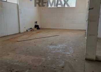 Stanza vuota - Commercial Premises VIA ELIO VITTORINI
 
3, Comiso - photo 17