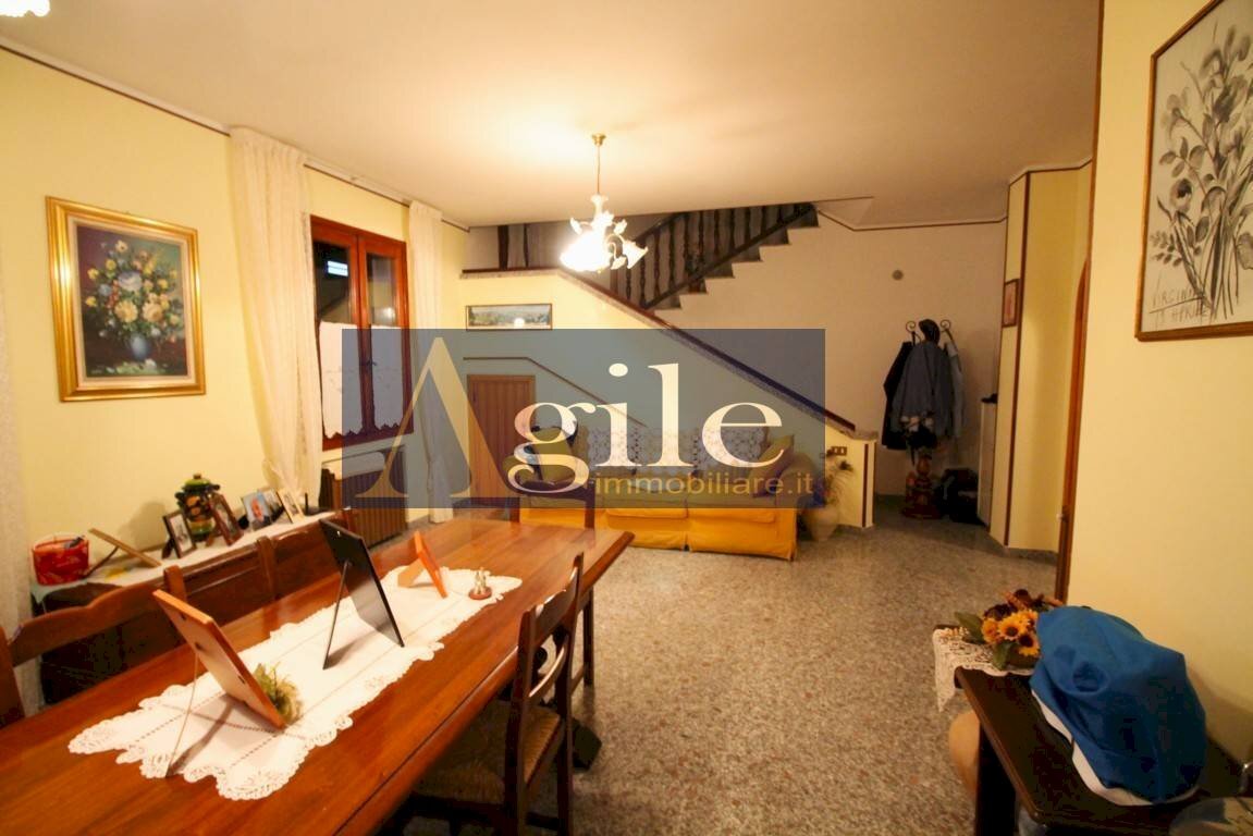 Foto 1 - Casa indipendente strada provinciale, Montalto delle Marche - foto 1