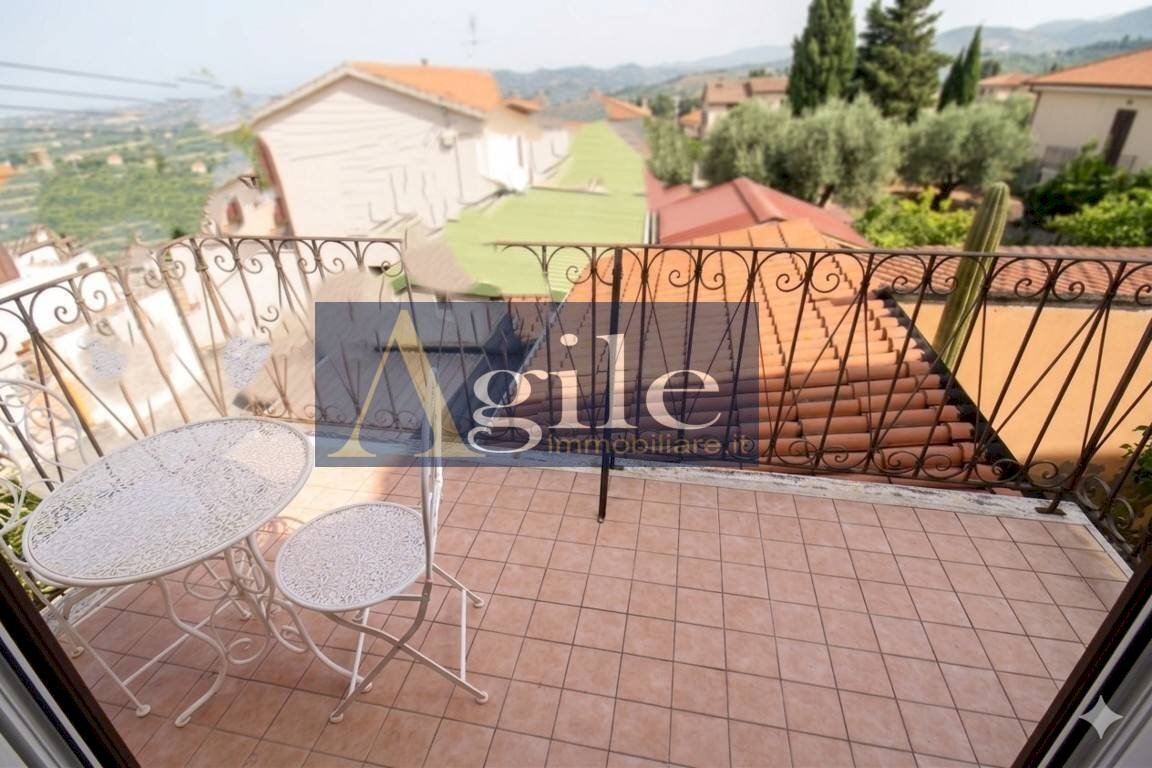 Foto 2 - Trilocale VIA VITTORIO EMANUELE, Colli del Tronto - foto 2