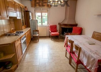 Cucina - Appartamento Via Traversa Prima Di Corso Italia
 
15, Castelmauro - foto 1