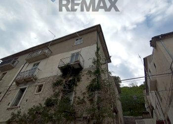 Edificio all\'aperto - Appartamento Via Traversa Prima Di Corso Italia
 
15, Castelmauro - foto 25