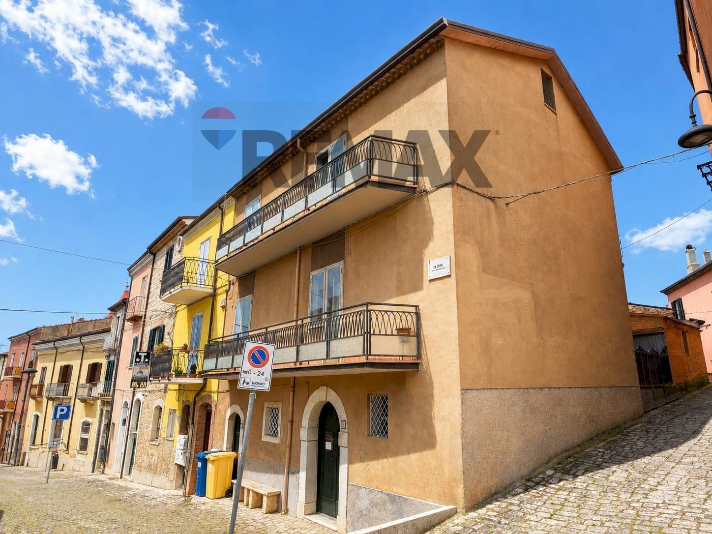 Edificio all\'aperto - Casa semi indipendente traversa di via san biase
 
1, Campodipietra - foto 1