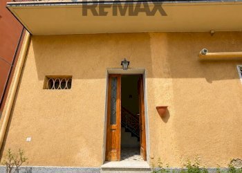 Casa all\'aperto - Casa semi indipendente traversa di via san biase
 
1, Campodipietra - foto 4