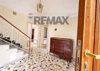 Scale - Casa semi indipendente traversa di via san biase
 
1, Campodipietra - foto 10