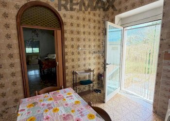 Camera / camera da letto - Independent house c.da Monte
 
31, Larino - photo 1