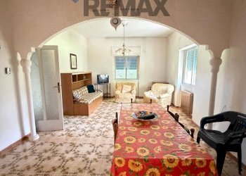 Soggiorno - Independent house c.da Monte
 
31, Larino - photo 5