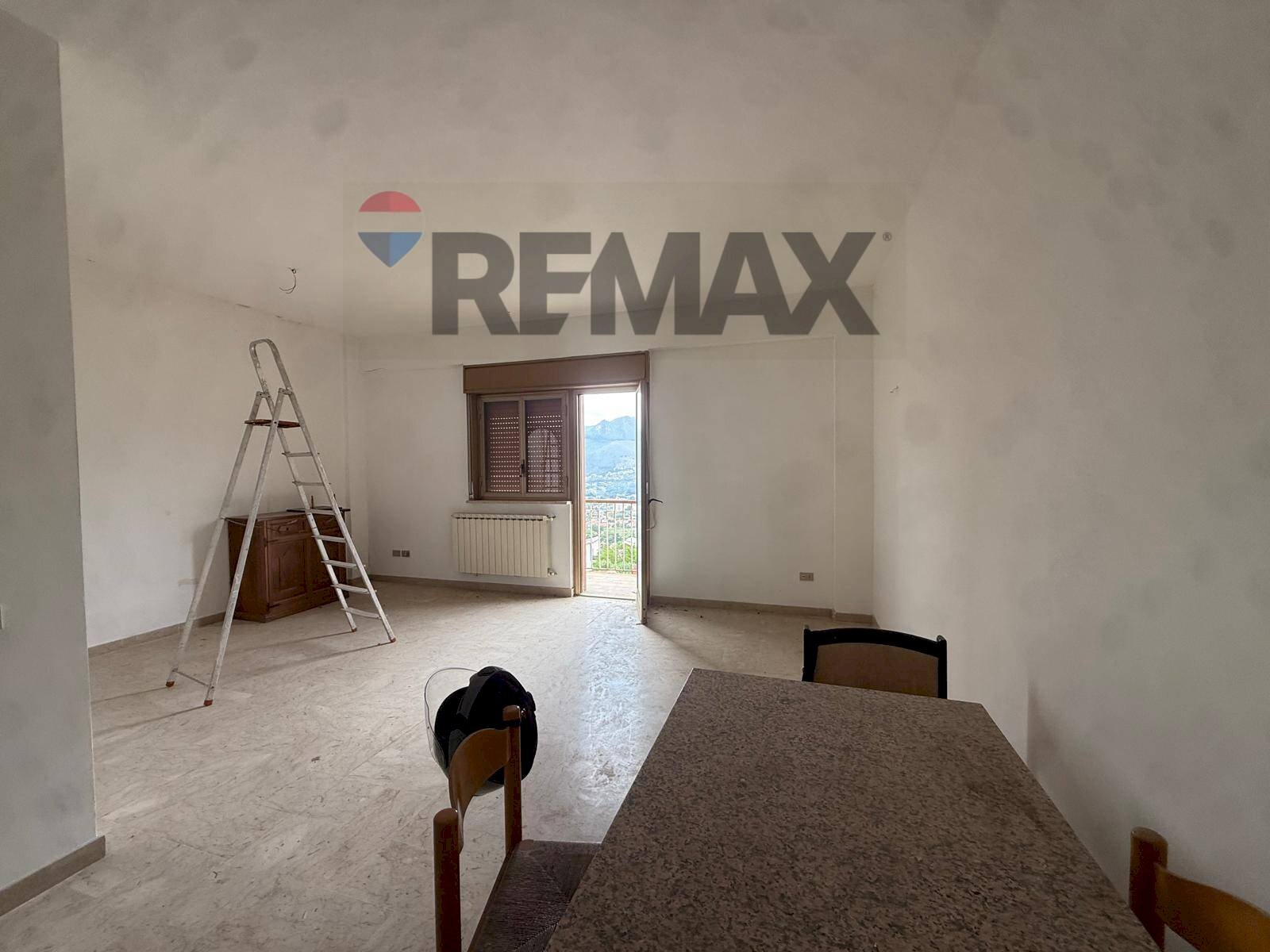 Stanza vuota - Three-room apartment Via cappuccini
24, Monreale - photo 3