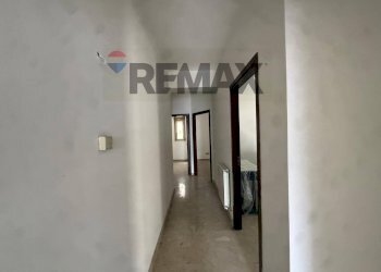 Hall / corridoio - Three-room apartment Via cappuccini
 
24, Monreale - photo 4