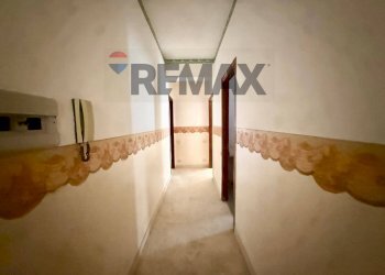 Hall / corridoio - Three-room apartment Via cappuccini
 
24, Monreale - photo 12