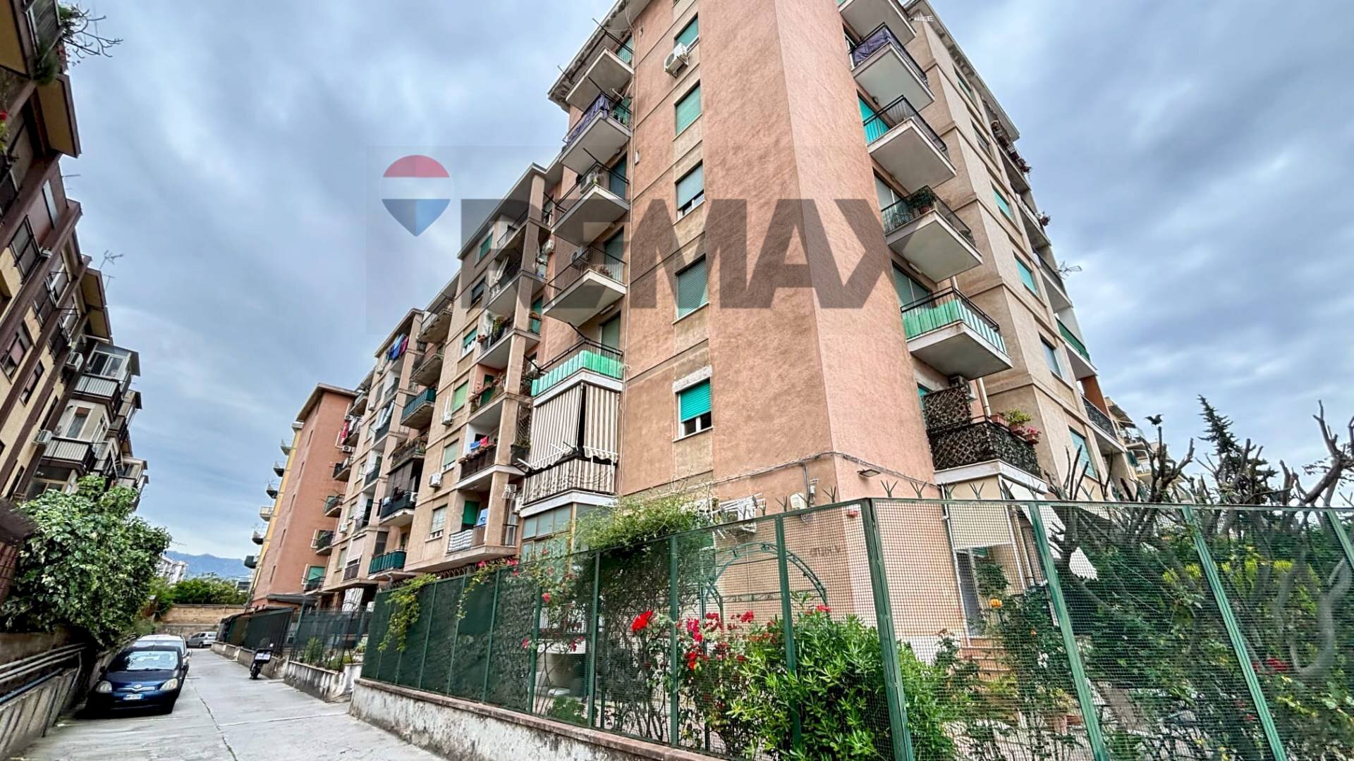 Edificio all\'aperto - Quadrilocale Via Polito
 
17, Palermo - foto 1